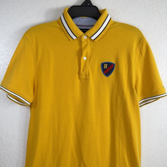 Tommy Hilfiger Embroidered Polo Shirt MEDIUM Yellow 2 Button 100% Cotton - Picture 3 of 10